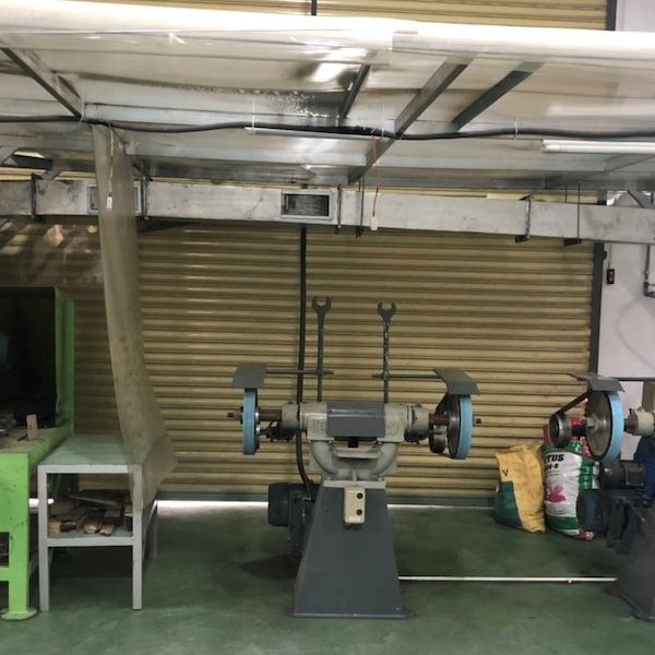 Khu vực cắt mài